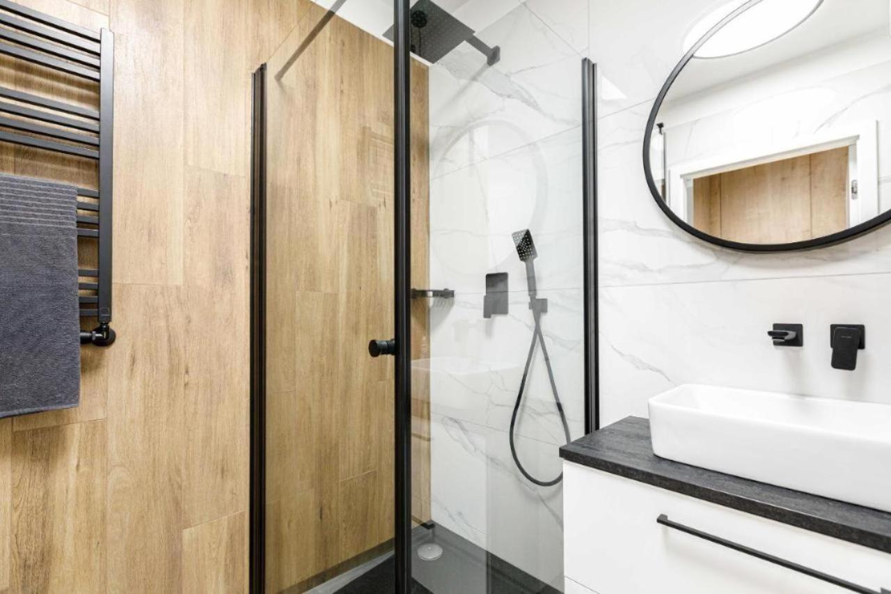 Urban Chic - Studio - Odra View&witolda Apartment *