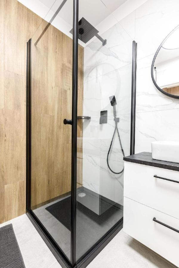 Urban Chic - Studio - Odra View&witolda *