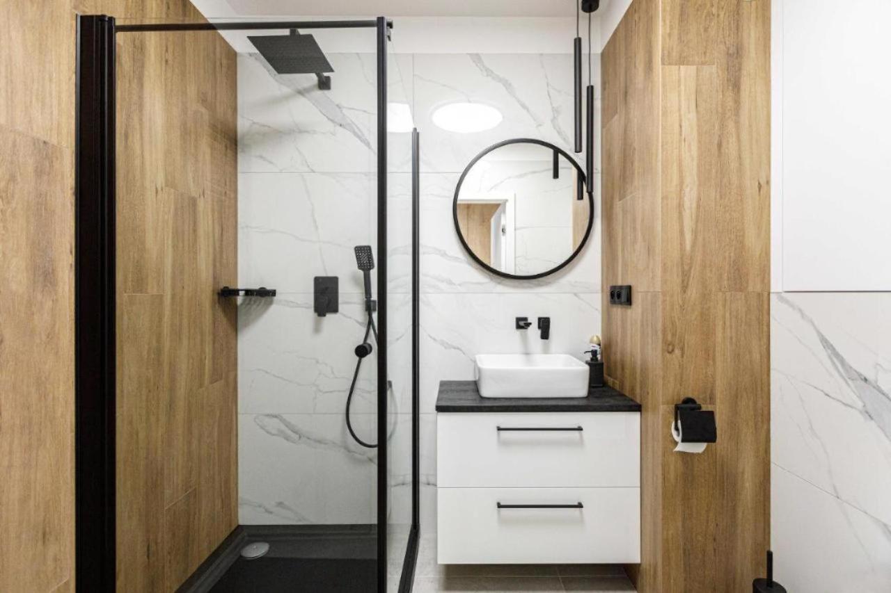 Urban Chic - Studio - Odra View&witolda Apartment *